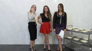 cassie-georginas-pie-gameshow-hosted-b_1