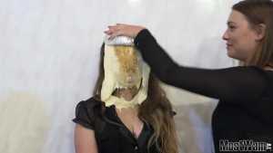 cassie-georginas-pie-gameshow-hosted-b_1
