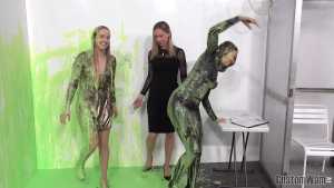 cassie-sky-gunge-and-tank-games-buzzed-v