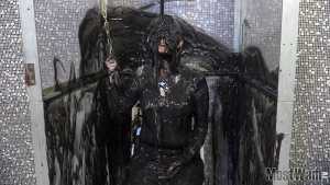 evil-cassie-gunge-bath--tank--bubbles_11