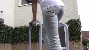 sassy-danielle-gets-wet-in-her-jeans-and
